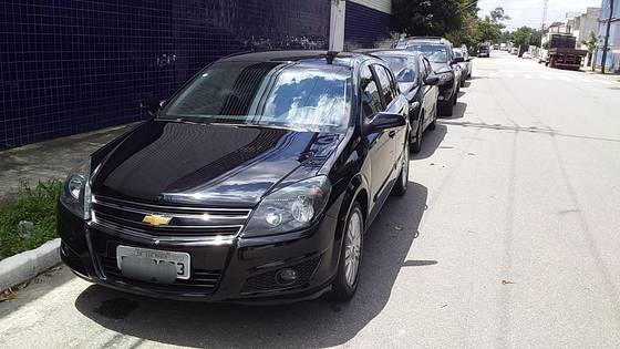 CHEVROLET VECTRA 2.0 MPFI GT HATCH 8V FLEX 4P MANUAL CHEVROLET VECTRA 2.0 MPFI GT HATCH 8V FLEX 4P MANUAL